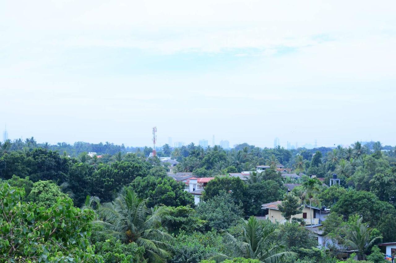 Heritage Eco Resort Kelaniya 外观 照片