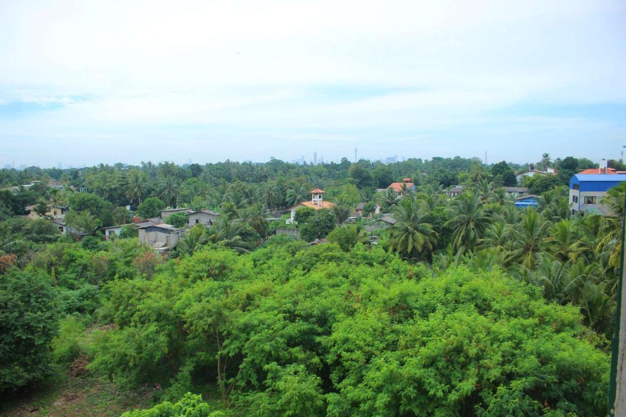 Heritage Eco Resort Kelaniya 外观 照片